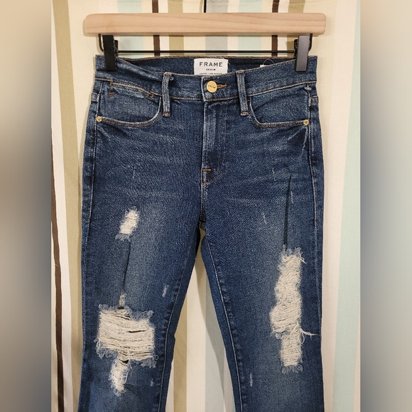 Frame Denim Le High Distressed Skinny-Leg Cropped Raw-Edge Jeans, size 24 - Picture 6 of 11